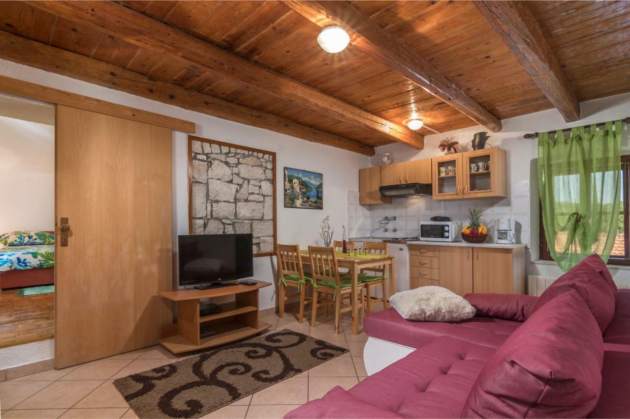 Apartmani Zikovic Πόρετς Εξωτερικό φωτογραφία