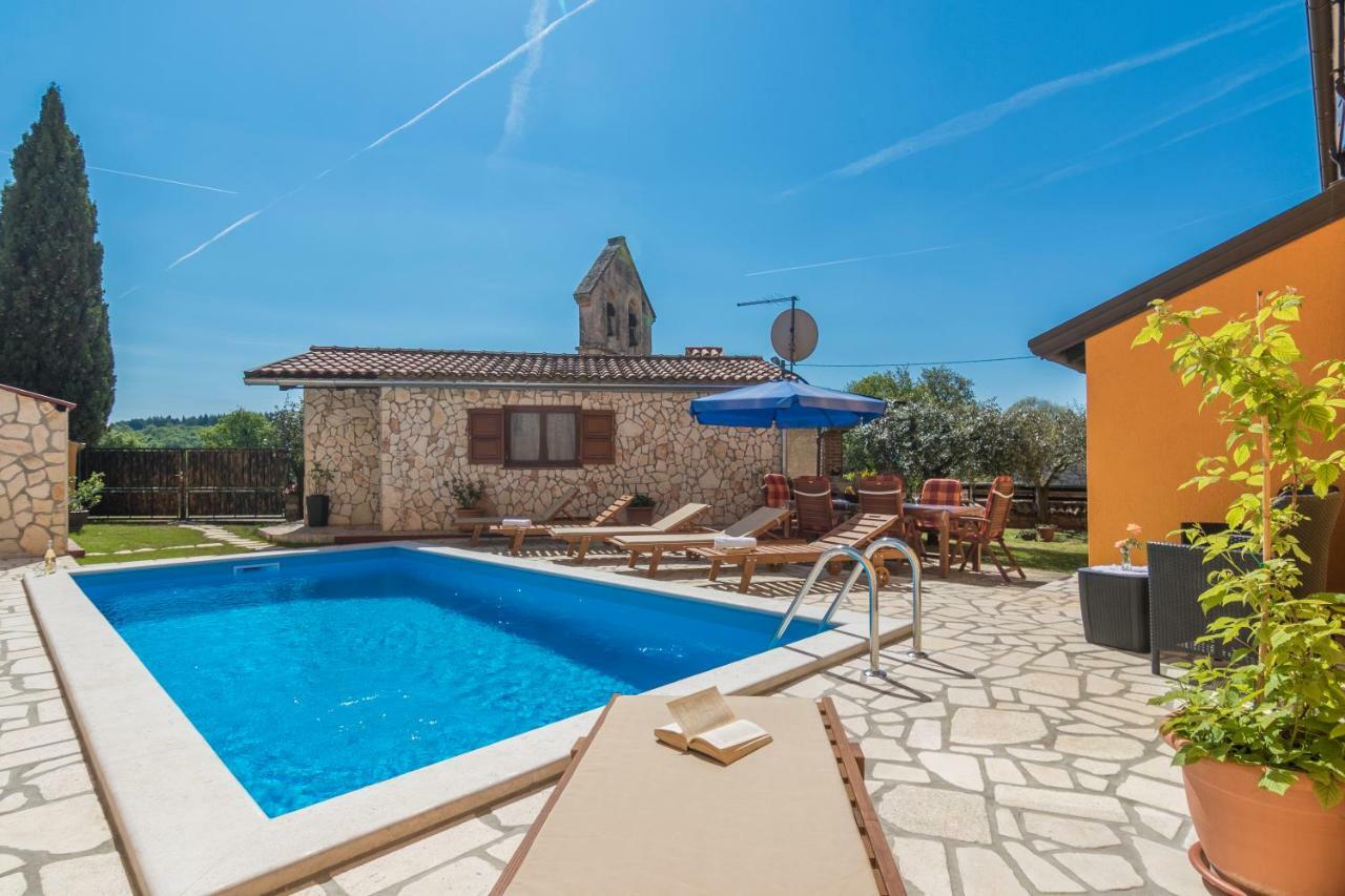 Apartmani Zikovic Πόρετς Εξωτερικό φωτογραφία